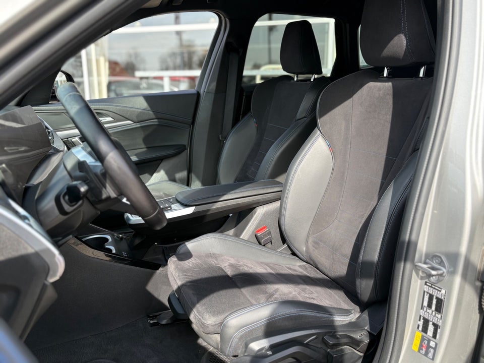 BMW iX1 eDrive20 M-Sport 5d
