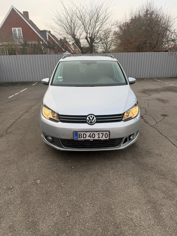 VW Touran 2,0 TDi 140 Comfortline BMT 7prs 5d