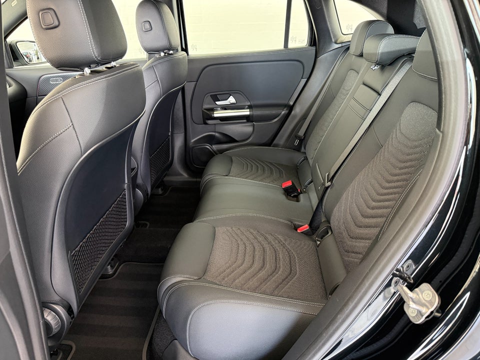Mercedes EQA250 Progressive 5d