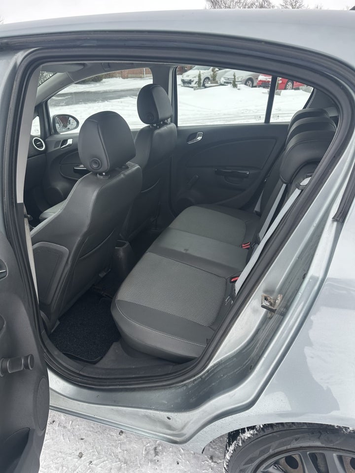 Opel Corsa 1,3 CDTi 75 Cosmo 5d