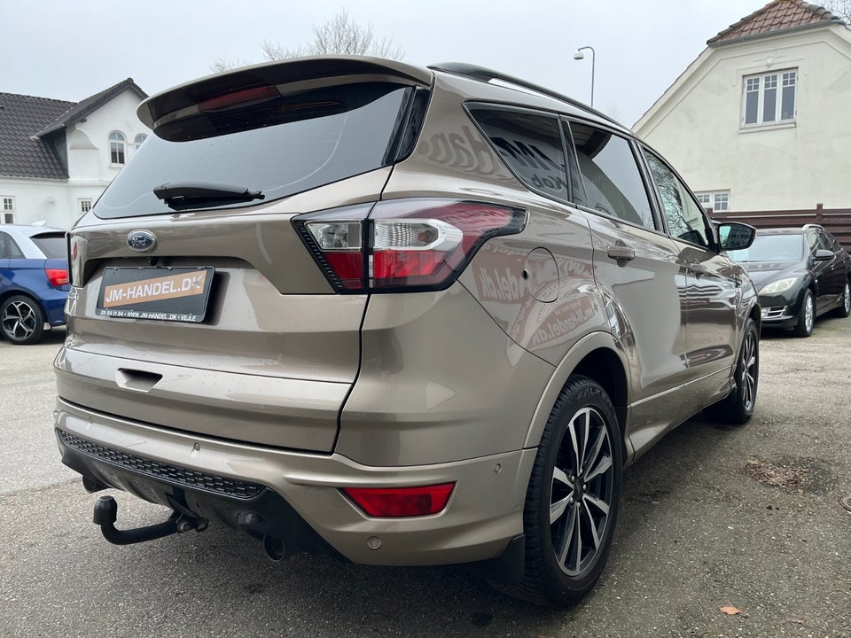Ford Kuga 1,5 SCTi 150 ST-Line 5d