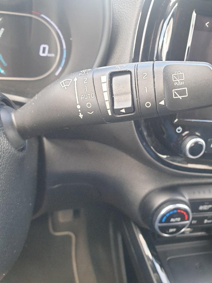 Kia e-Soul 64 Premium Luxury 5d