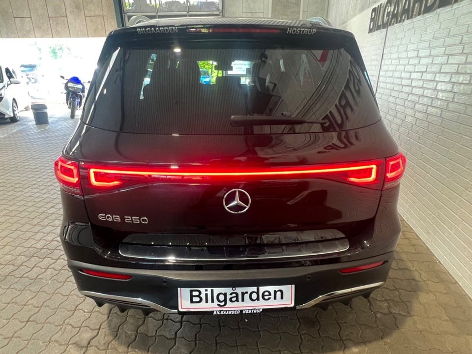 Mercedes EQB250 AMG Line 7prs 5d