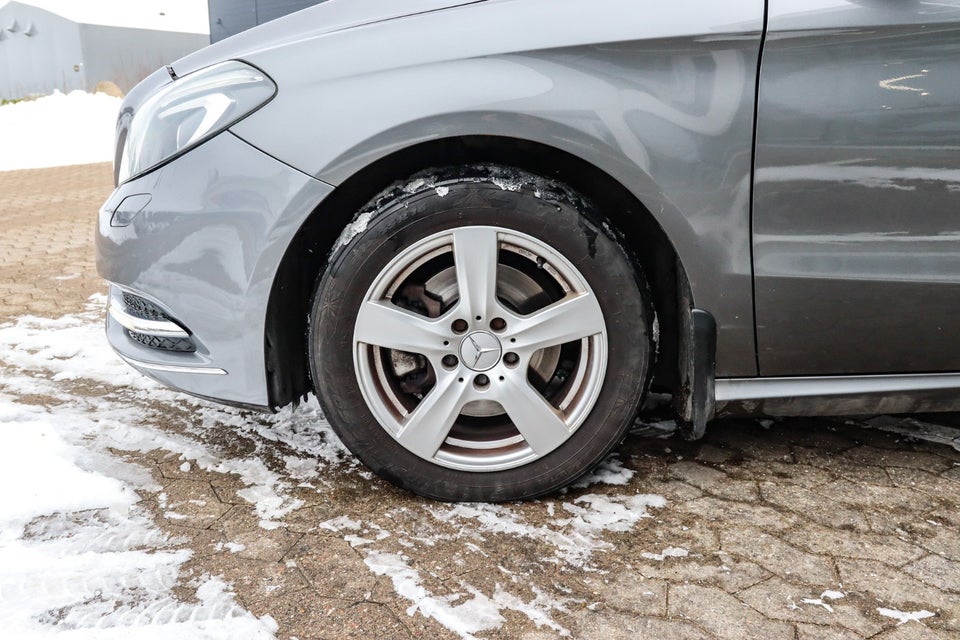 Mercedes B220 2,2 CDi aut. BE 5d