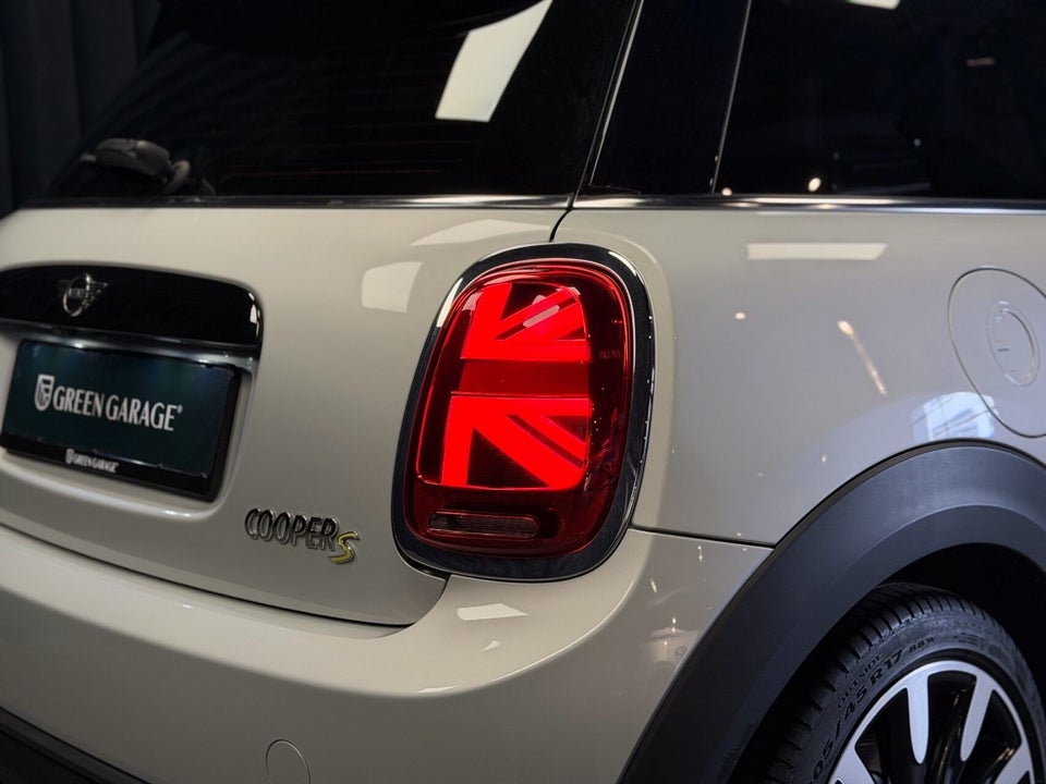 MINI Cooper SE Classic Trim 3d