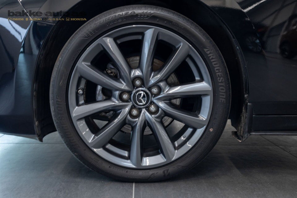 Mazda 3 2,0 e-SkyActiv-G 150 Cosmo Tech aut. 5d