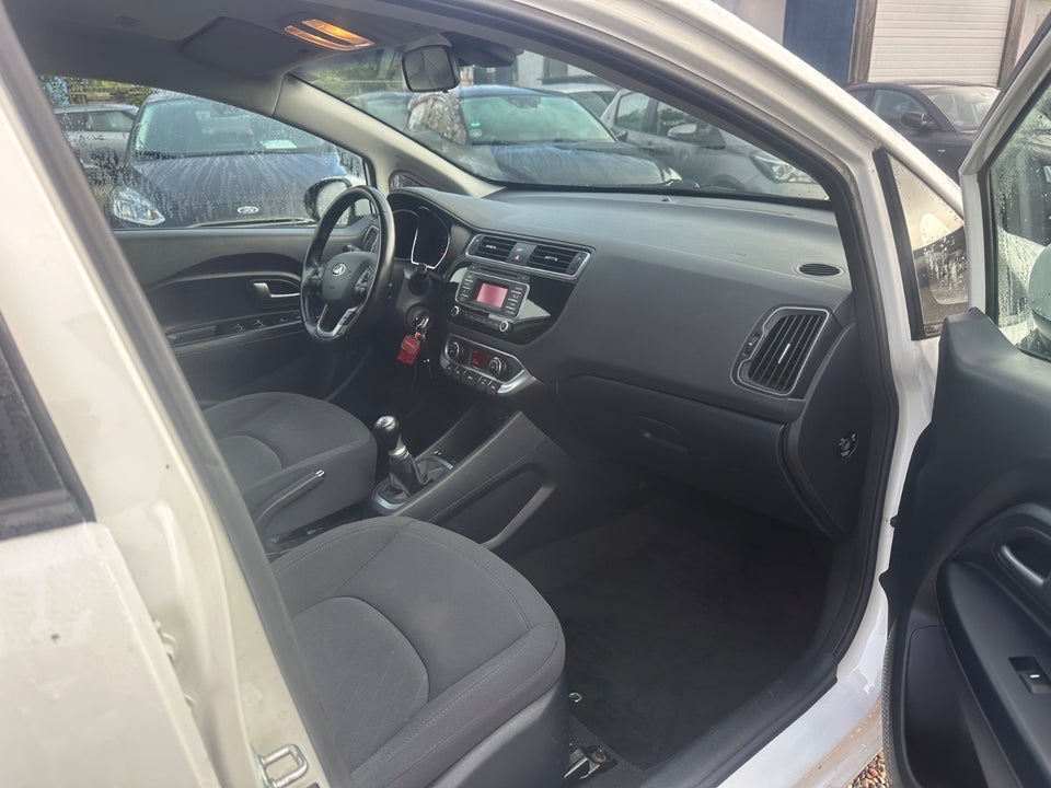 Kia Rio 1,2 CVVT Limited 5d