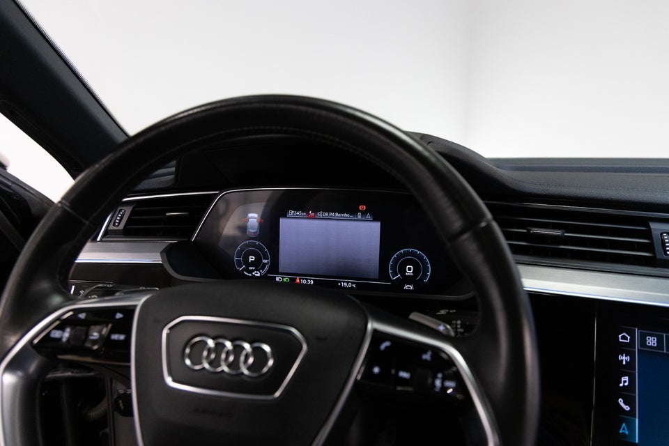 Audi e-tron 55 S-line Sportback quattro 5d