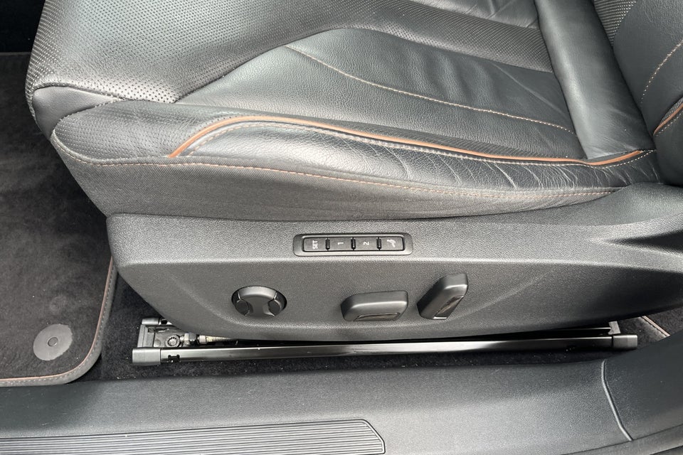 Skoda Enyaq 80x iV Founders Edition 5d