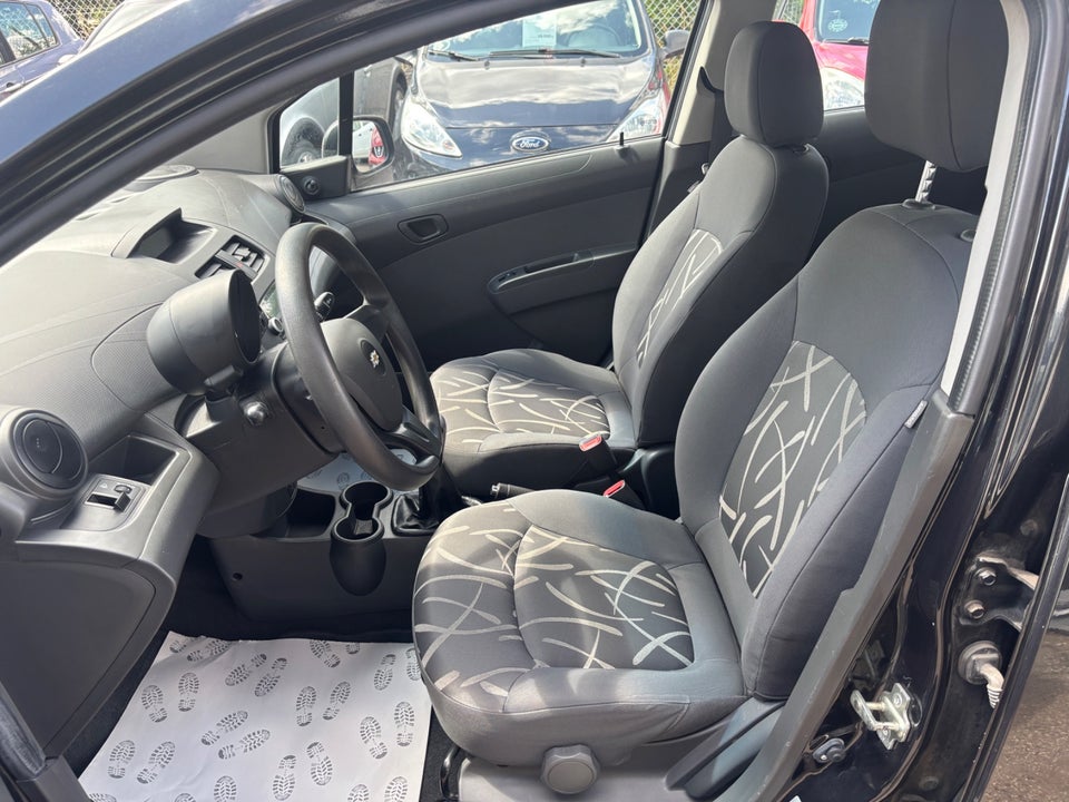 Chevrolet Spark 1,0 LS 5d