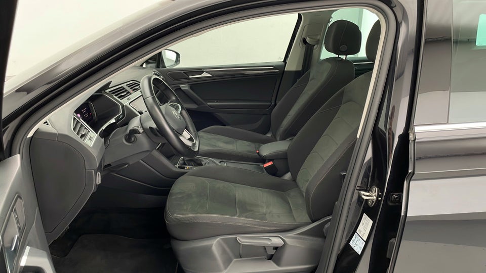 VW Tiguan 1,4 eHybrid Elegance DSG 5d