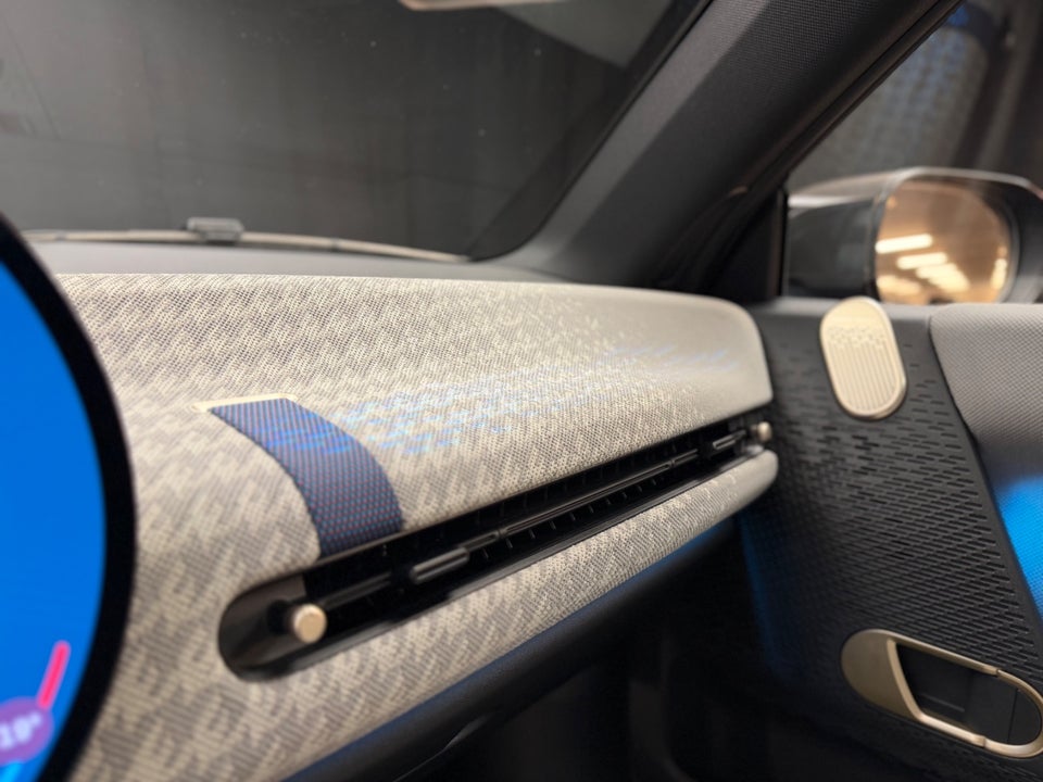 MINI Cooper SE Favoured Trim XL 3d