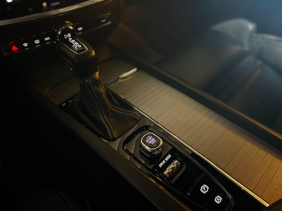 Volvo V60 2,0 T4 210 R-Design Polestar aut. 5d