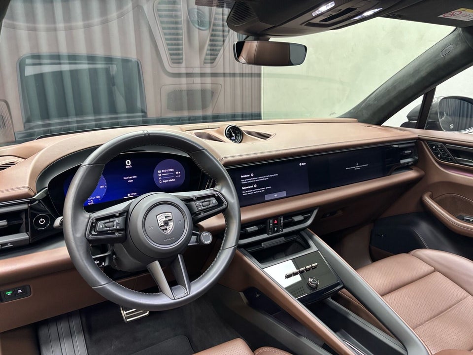 Porsche Macan Turbo 5d