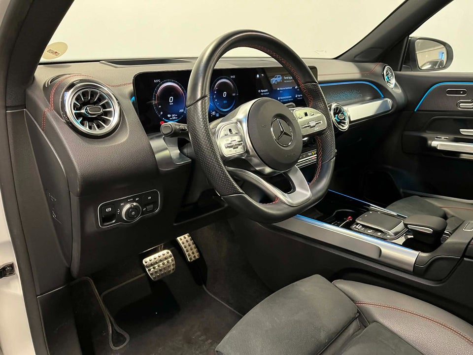 Mercedes EQB250 AMG Line 5d