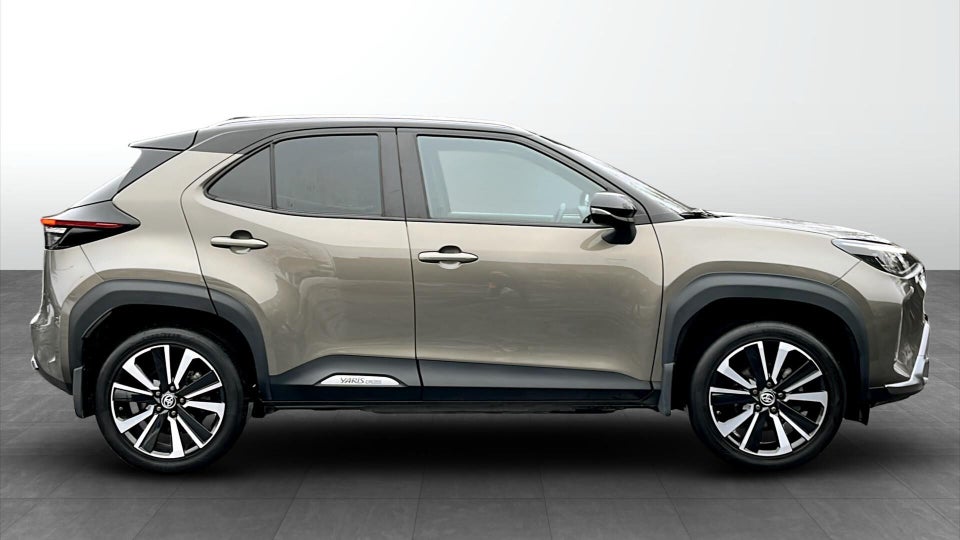 Toyota Yaris Cross 1,5 Hybrid Premier Edition e-CVT 5d