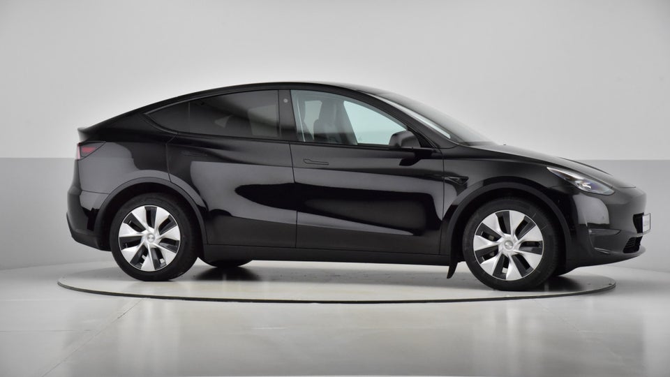 Tesla Model Y Long Range AWD 5d