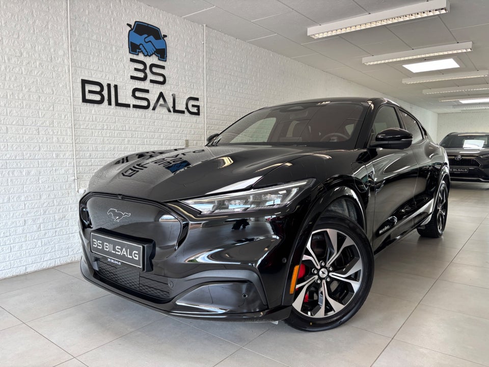 Ford Mustang Mach-E 91 Premium Extended Range AWD 5d