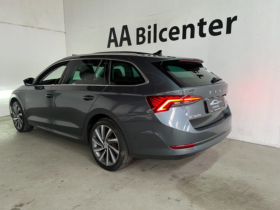 Skoda Octavia 1,4 TSi iV Plus Combi DSG 5d