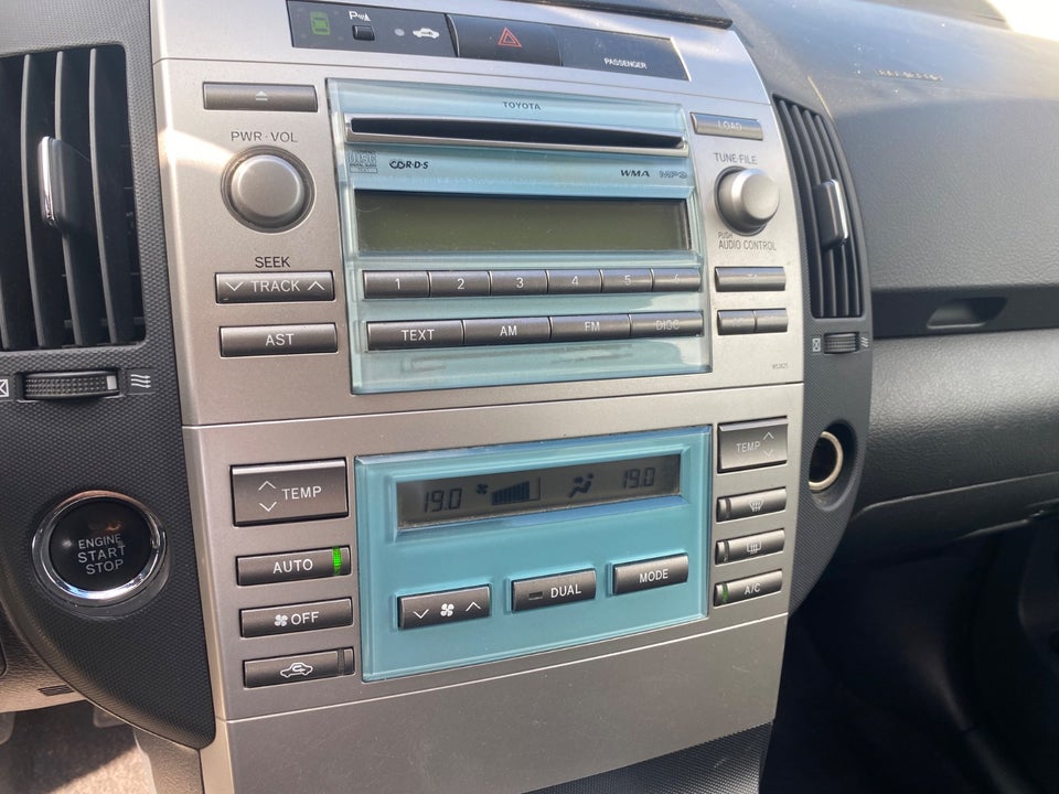 Toyota Corolla Verso 2,2 D-4D 136 Sol 7prs 5d