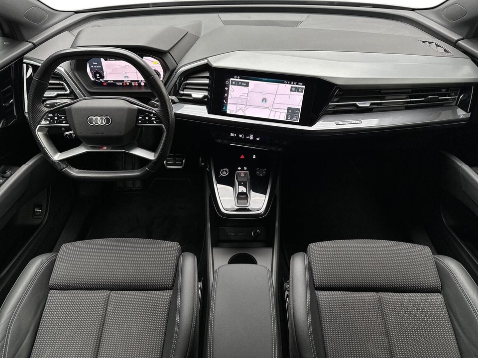 Audi Q4 e-tron 40 S-line 5d