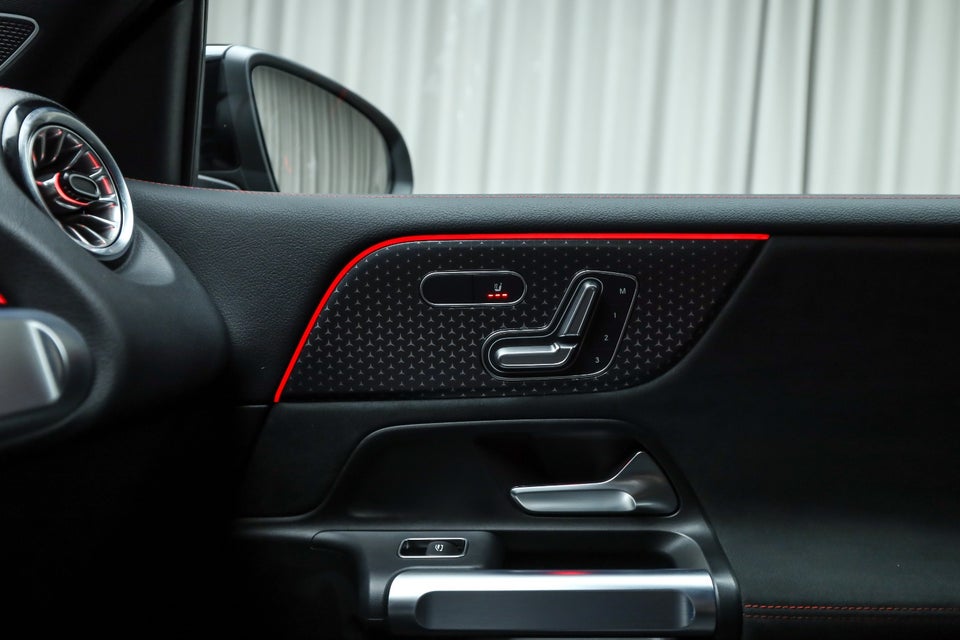 Mercedes EQB250+ AMG Premium 5d