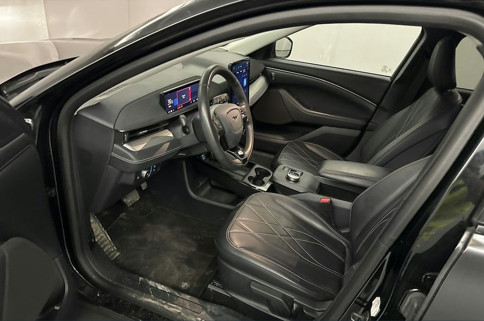 Ford Mustang Mach-E 75 Standard Range 5d