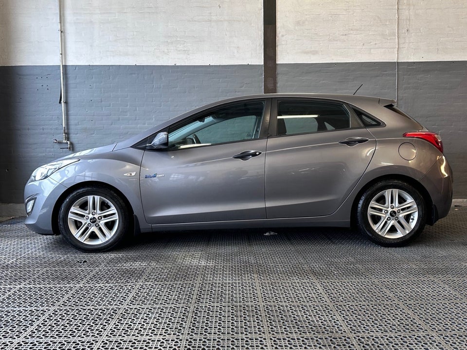 Hyundai i30 1,6 CRDi 110 Comfort Eco 5d