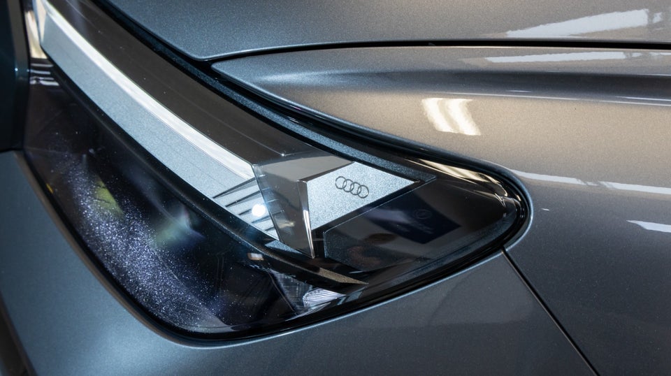 Audi Q4 e-tron 45 S-line 5d