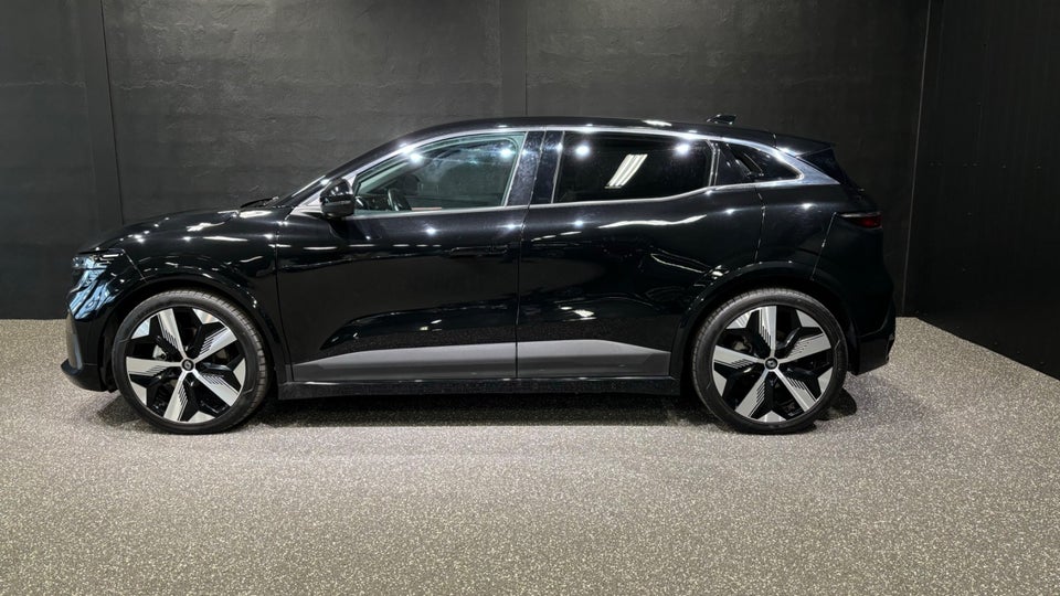 Renault Megane E-Tech 60 Techno 5d