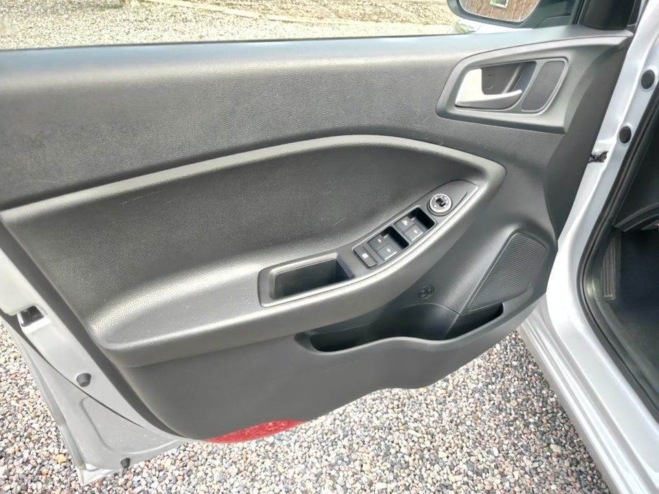 Hyundai i20 1,25 Trend 5d