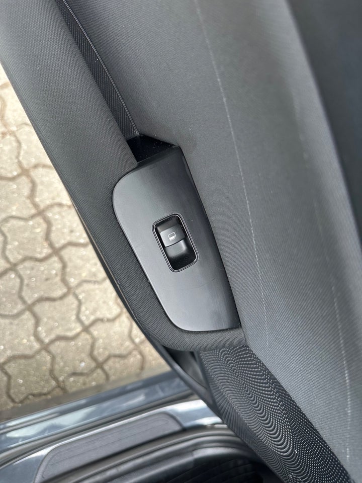 Kia Ceed 1,0 T-GDi Prestige 5d