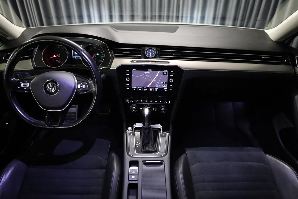 VW Passat 1,4 TSi 150 R-line Variant DSG BMT 5d