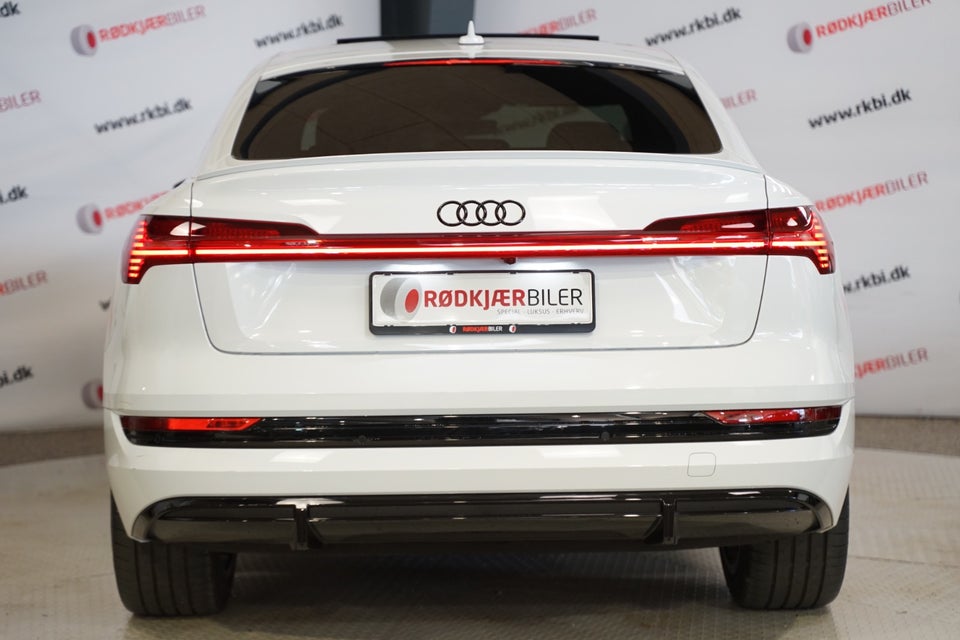 Audi e-tron 55 S-line Sportback quattro 5d