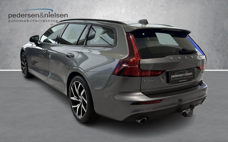 Volvo V60 2,0 T5 250 Momentum aut. 5d