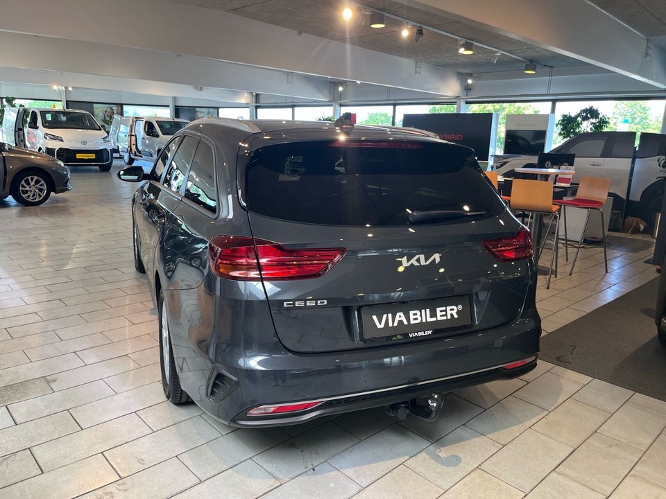 Kia Ceed 1,0 T-GDi Prestige SW 5d