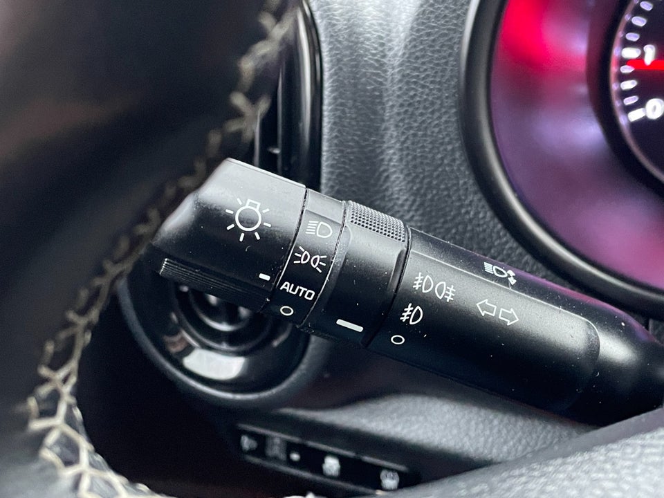 Kia Picanto 1,0 MPi Advance 5d