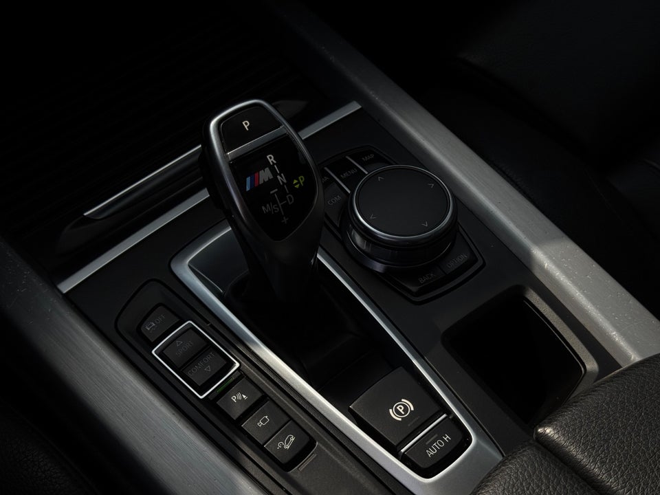 BMW X5 3,0 M50d xDrive aut. 7prs 5d