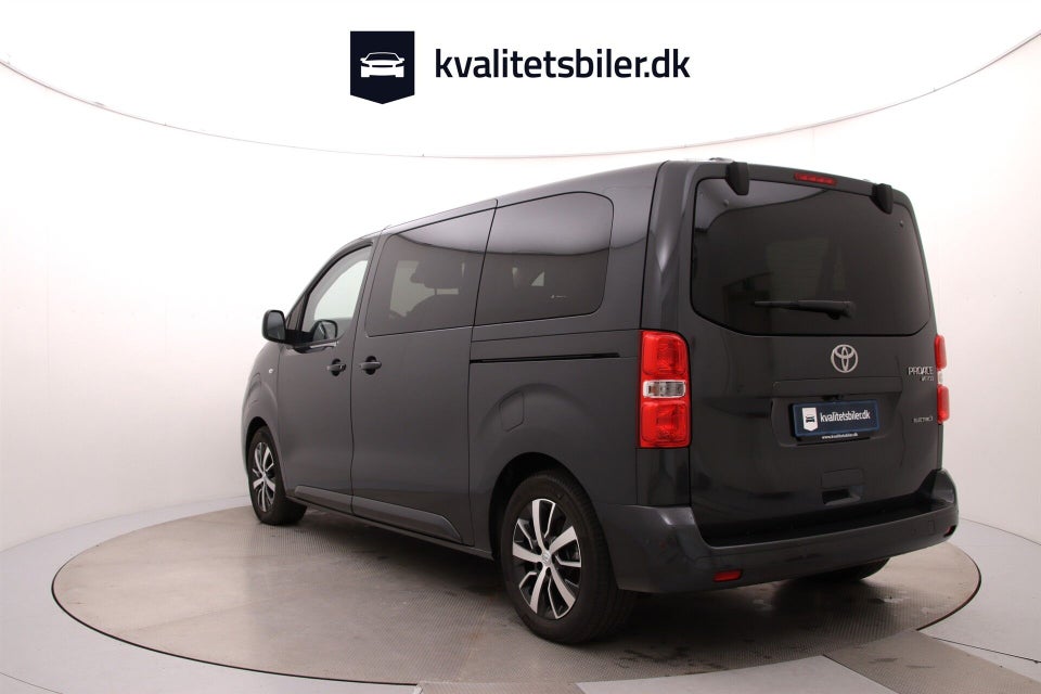 Toyota ProAce Verso 75 Medium Teamplayer 5d