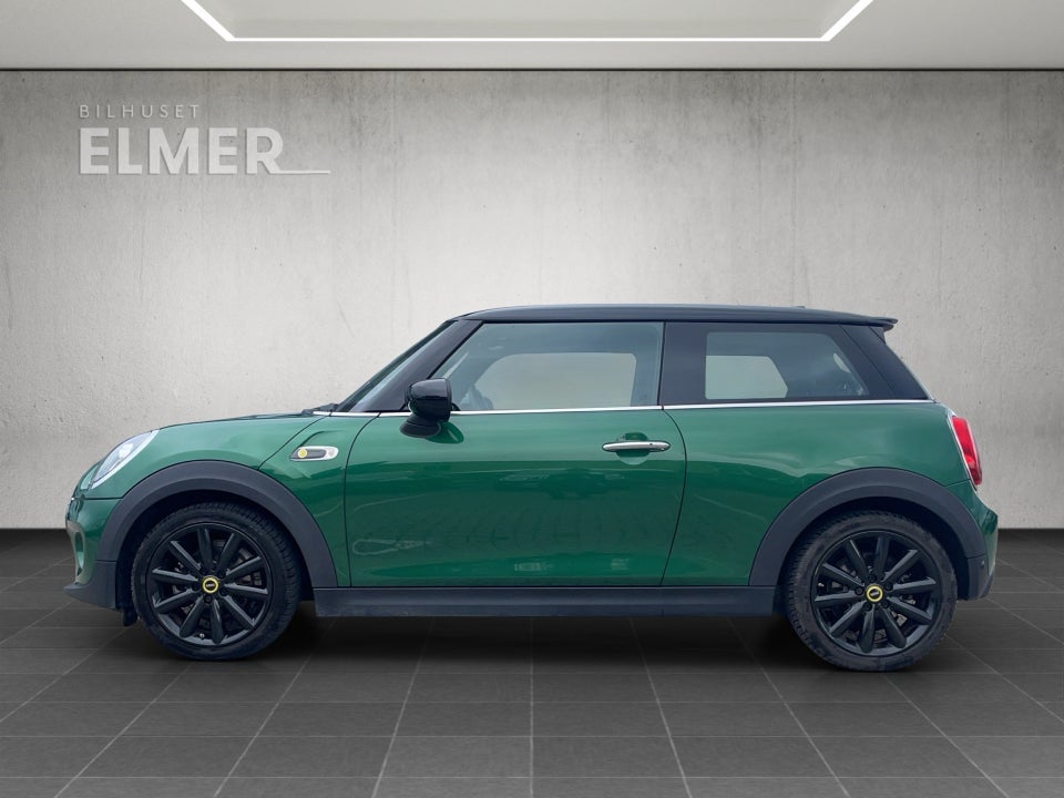 MINI Cooper SE Essential 3d