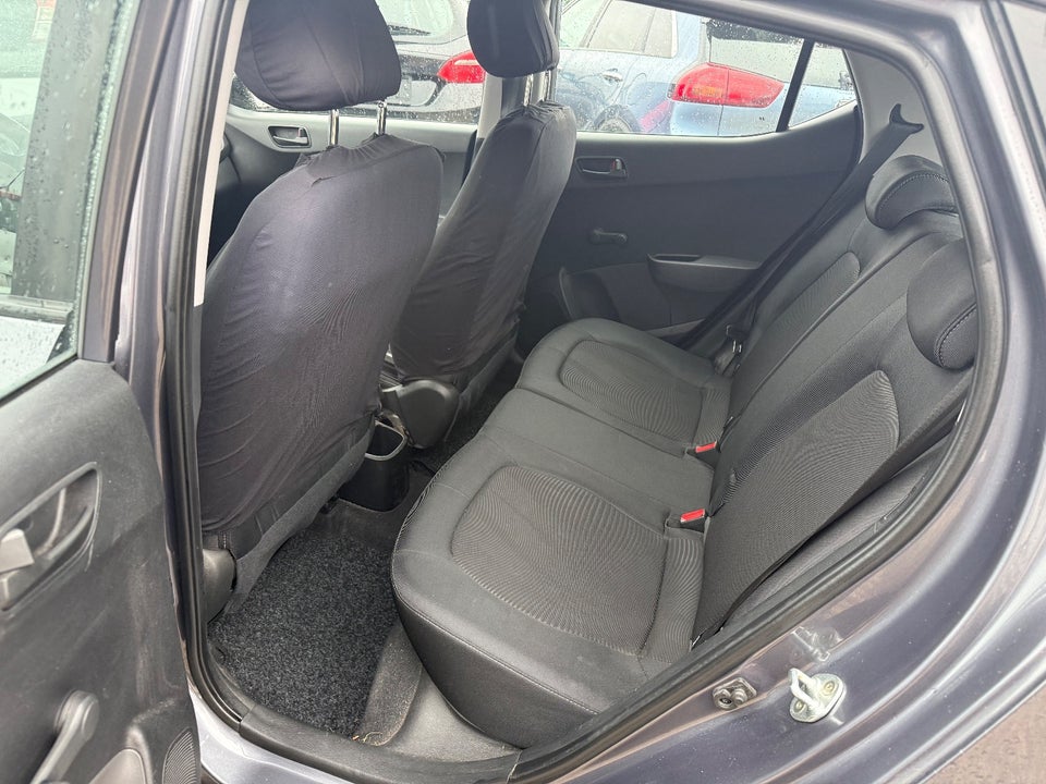 Hyundai i10 1,0 Touch 5d