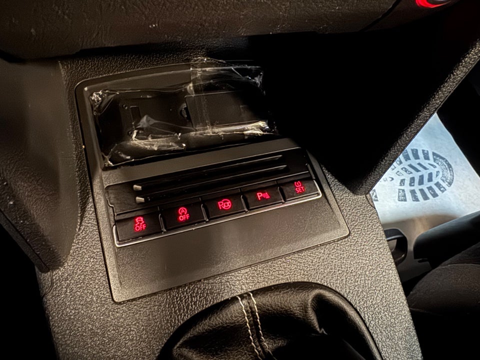 VW Touran 1,6 TDi 105 Match BMT 7prs 5d