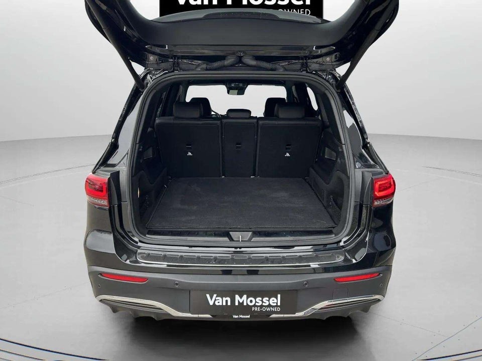 Mercedes EQB250 AMG Line 5d