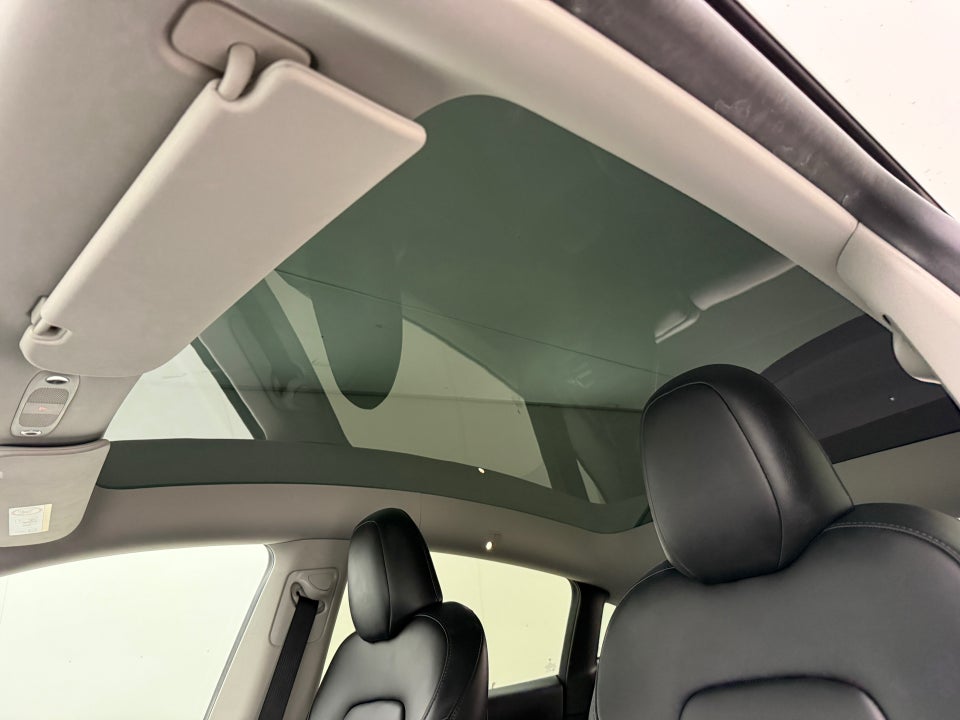 Tesla Model Y RWD 5d