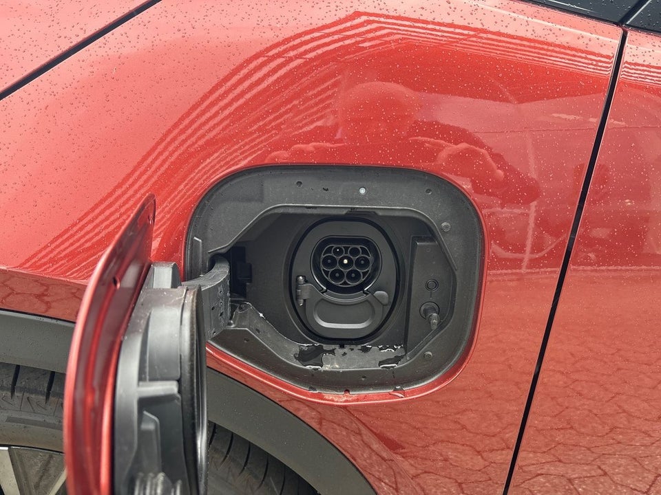Toyota C-HR+ 77 Executive AWD 5d