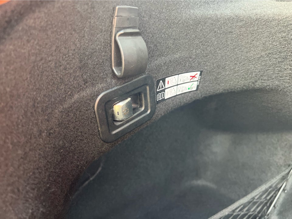 Mercedes C220 d 2,2  4d