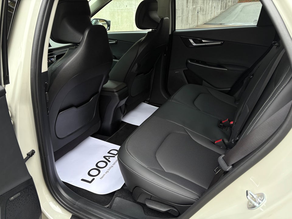 Kia EV6 77 Long Range Upgrade 5d