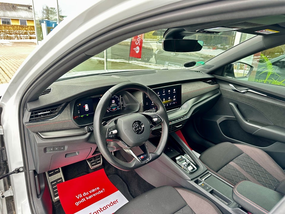 Skoda Octavia 1,4 TSi iV RS Combi DSG 5d