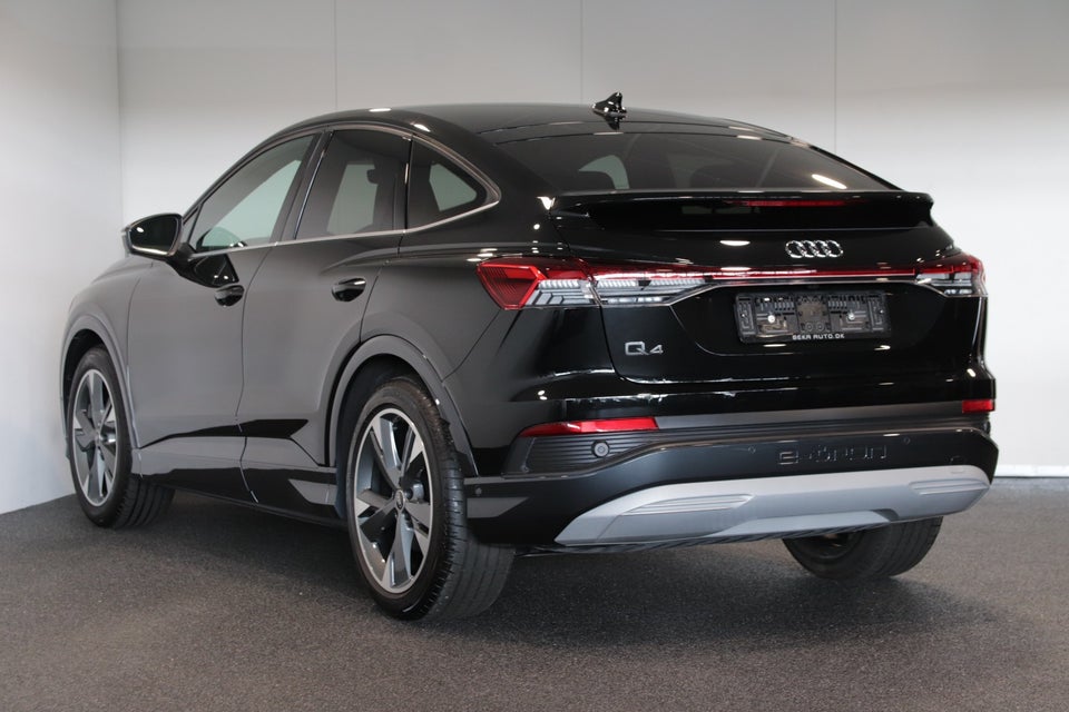 Audi Q4 e-tron 40 S-line Sportback 5d