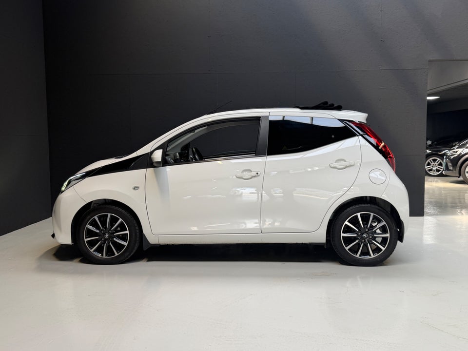 Toyota Aygo 1,0 VVT-i x-sky 5d
